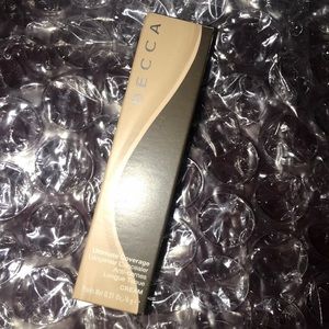 Becca concealer